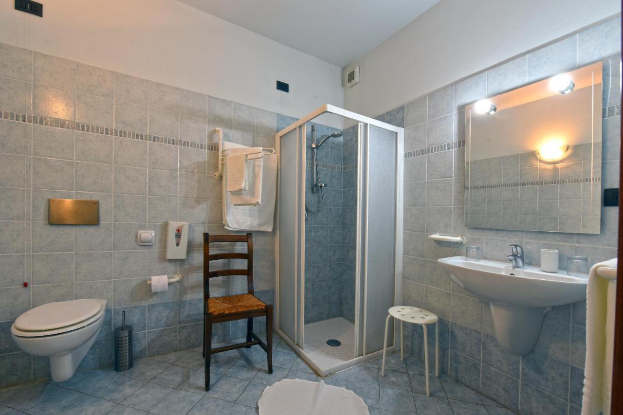 Hotel Ristorante Borgovecchio Montegrosso d'Asti Eksteriør billede