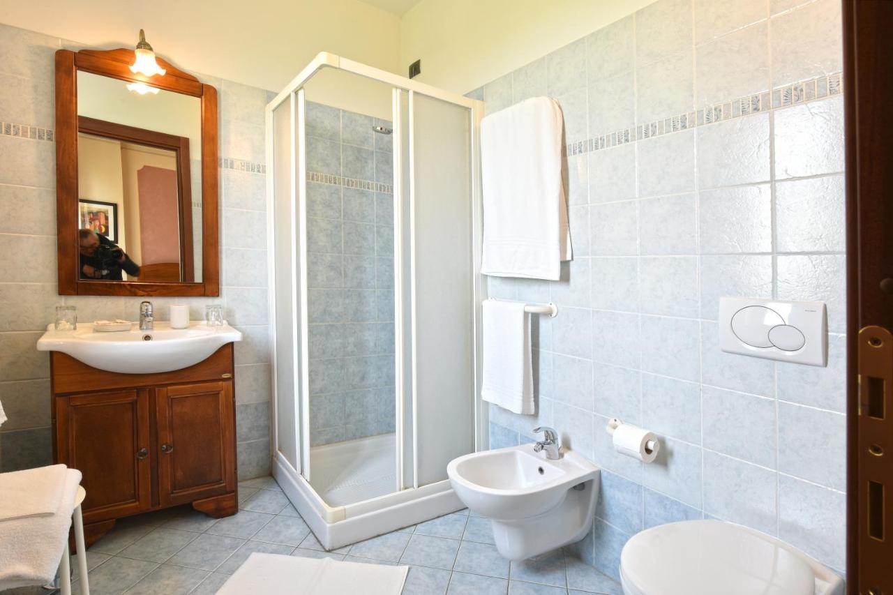 Hotel Ristorante Borgovecchio Montegrosso d'Asti Eksteriør billede