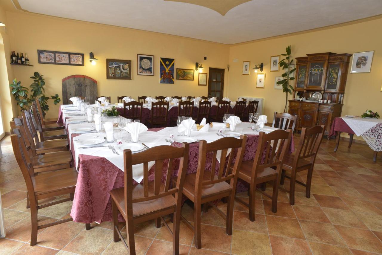 Hotel Ristorante Borgovecchio Montegrosso d'Asti Eksteriør billede