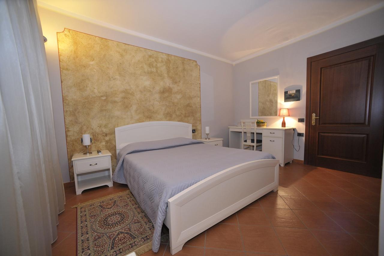 Hotel Ristorante Borgovecchio Montegrosso d'Asti Eksteriør billede